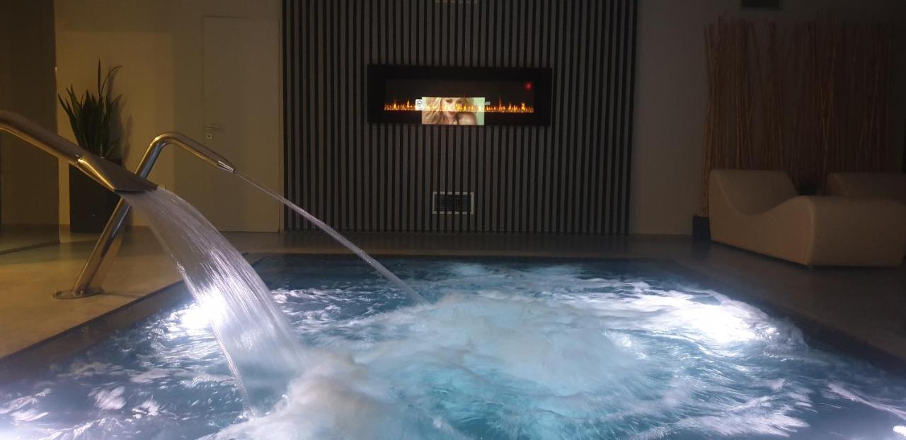 Sunset Suite Spa Staffolo المظهر الخارجي الصورة